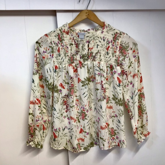 Cottage Core floral boho blouse Paraphrase gathers and long sleeves ruffle cuffs - Picture 9 of 11